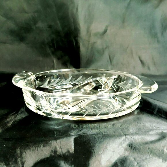 Fostoria Holly Oval 2 Part Divided Condiment Glass Dish with Handles 8.5-Inches - Picture 2 of 5